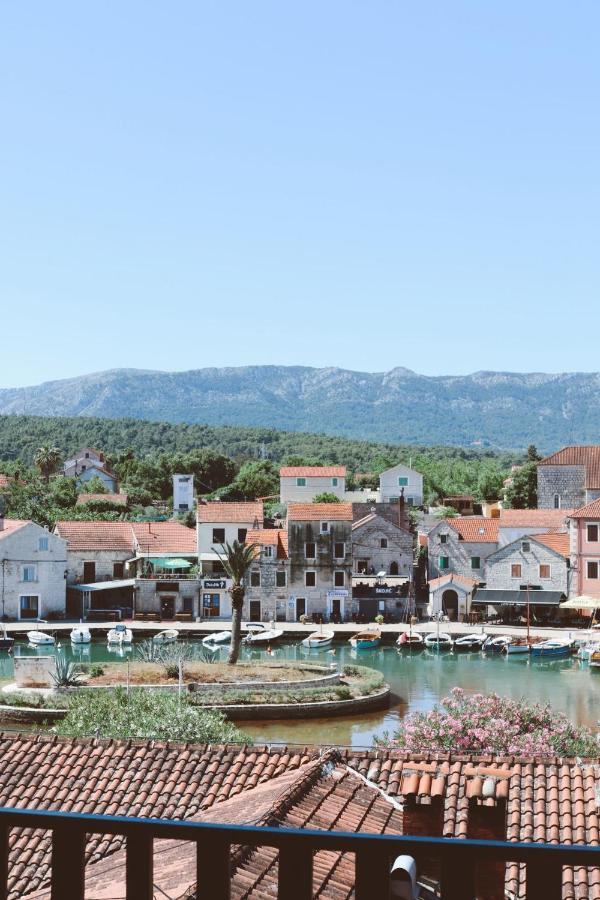 Mediteran Hvar - Modern And Restaurant, 3*