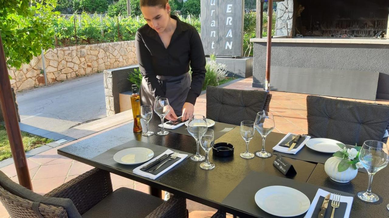 Mediteran Hvar - Modern And Restaurant, Vrboska
